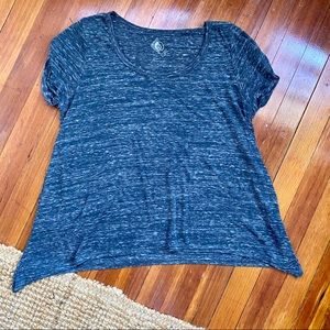 FREE W/ BUNDLE Volcom Sharks Tooth Oversized Tee